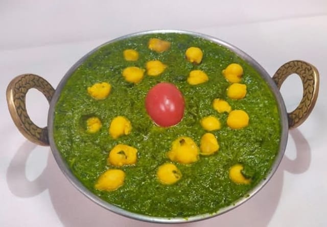 PALAK CHANA.