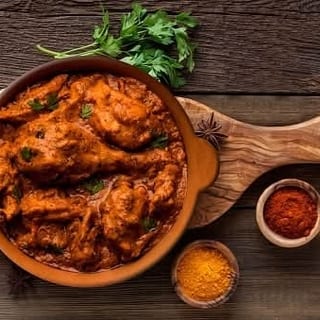 CHICKEN CURRY
